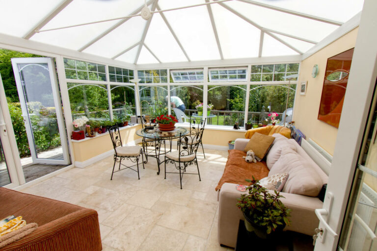 Right Contractor For Your Sunroom
